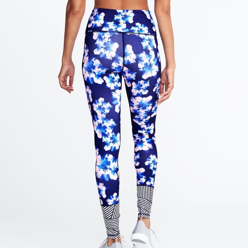 Old navy leggings size small